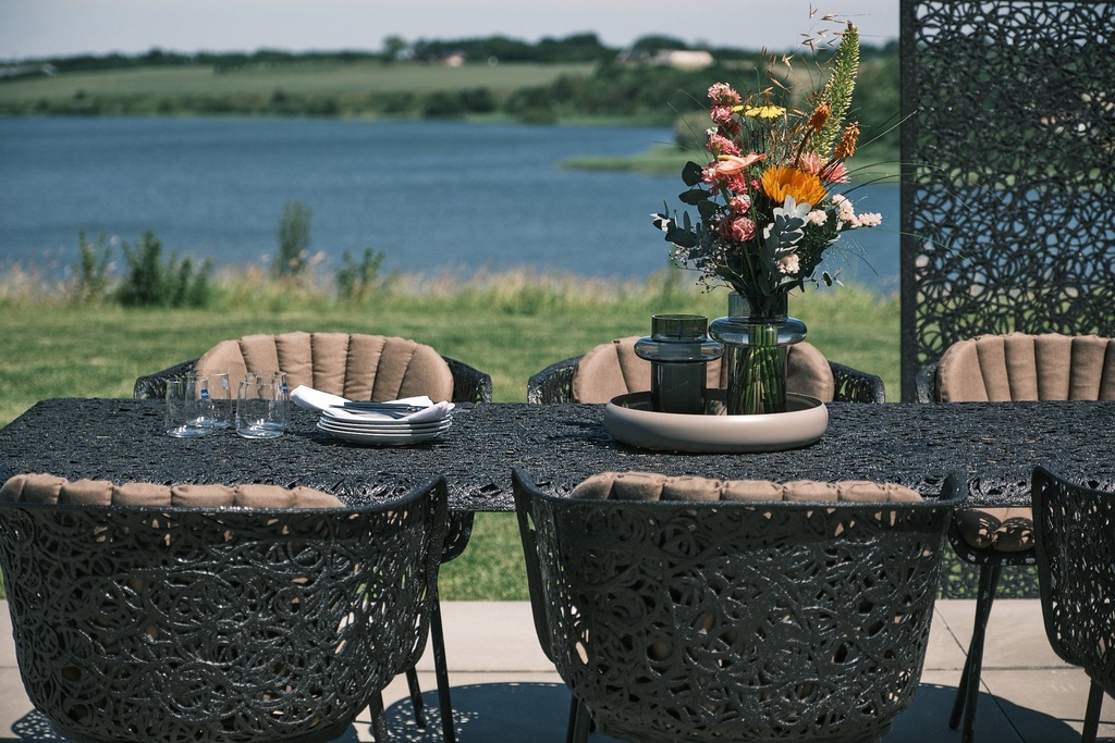 RLK1 Square Dining Table