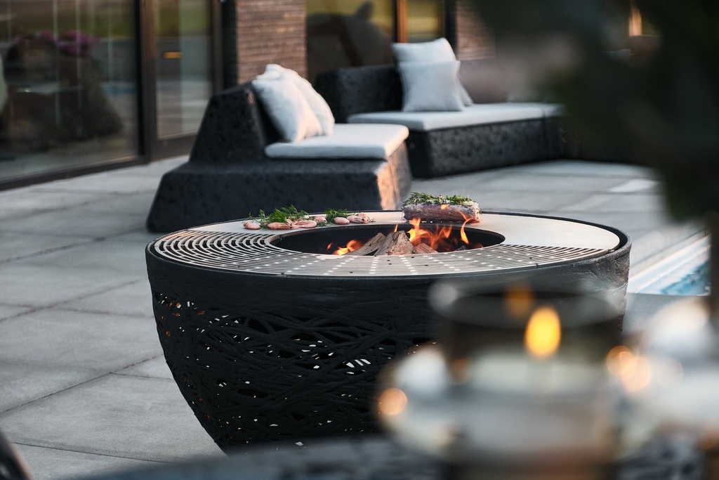Lava Nest Fire Pit